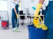 Sprzątanie biur i powierzchni komercyjnych – nowoczesne narzędzia i chemia profesjonalna