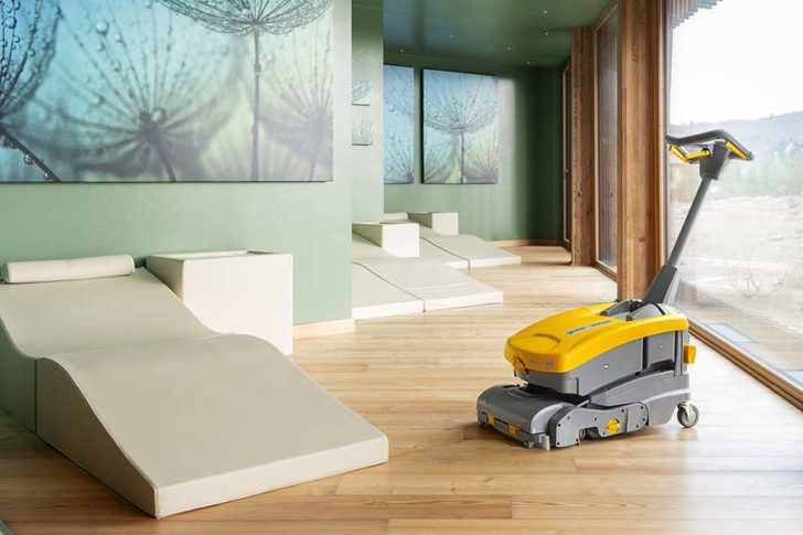 Wynajem maszyn czyszczących